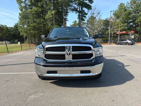 Used 2024 RAM 1500 Classic SLT AWD/4WD image 3