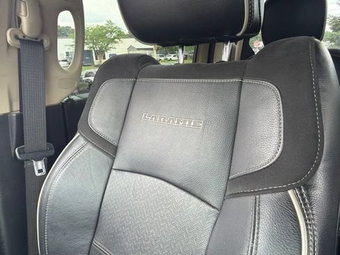 Used 2022 RAM 3500 Laramie AWD/4WD image 5