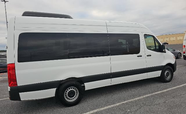 Used 2025 Mercedes-Benz Sprinter 2500 image 4