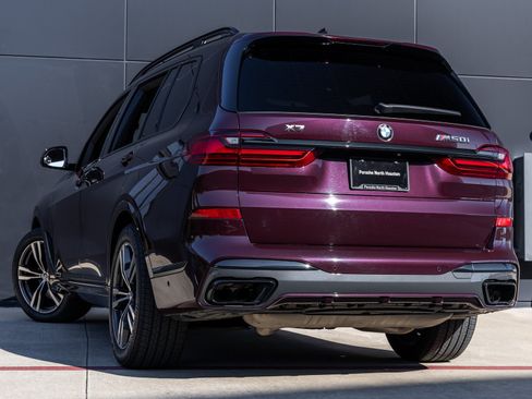 Used 2021 BMW X7 M50i w/ Executive Package image 6