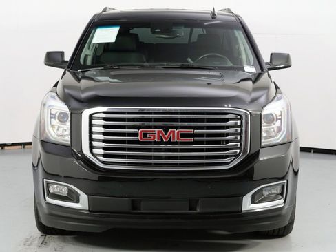 Used 2017 GMC Yukon XL SLT w/ Premium Edition image 51