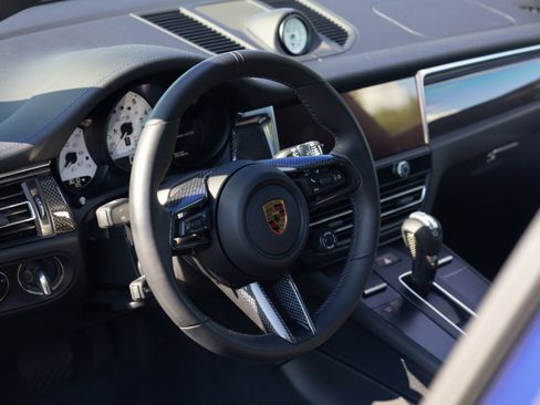 Used 2024 Porsche Macan GTS AWD/4WD image 2