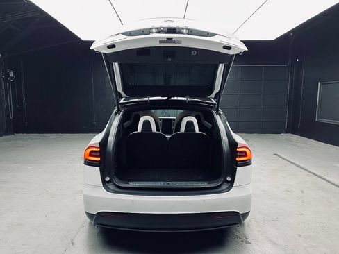 Used 2020 Tesla Model X Performance AWD/4WD image 42