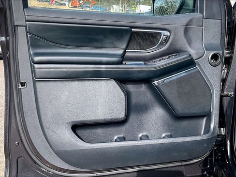 Used 2025 Ford Expedition Max Platinum w/ Stealth Performance Package image 26