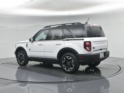 Used 2024 Ford Bronco Sport Outer Banks w/ Topo Graphic Package AWD/4WD image 7