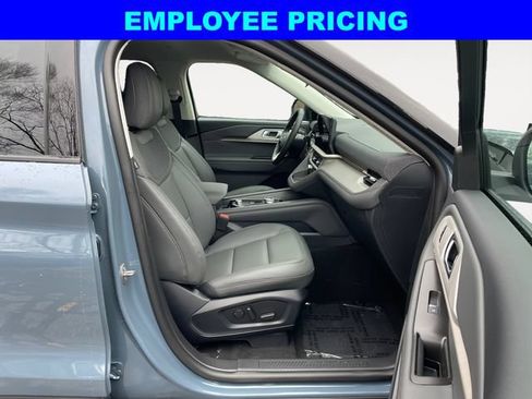 New 2026 Ford Explorer Active AWD/4WD image 15