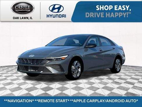 Certified 2025 Hyundai Elantra SEL FWD image 1