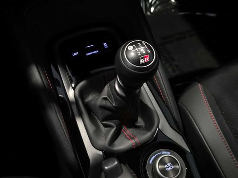 Used 2025 Toyota Corolla Premium Plus image 31