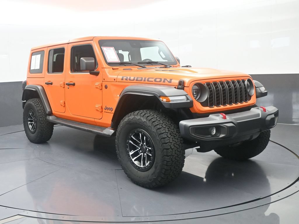 Used 2025 Jeep Wrangler Unlimited Rubicon w/ XTREMEE 35" Tire Package AWD/4WD image 9