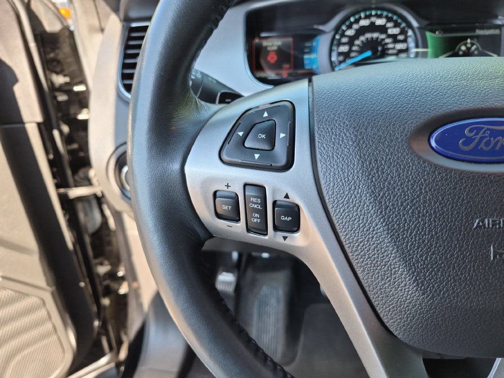 Certified 2018 Ford Taurus SHO w/ Driver Assist Package AWD/4WD image 22