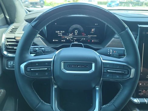 Used 2026 GMC Acadia Denali Ultimate AWD/4WD image 30