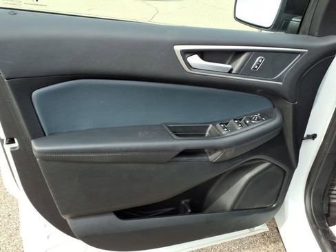 Certified 2024 Ford Edge SEL w/ Sport Appearance Package image 12