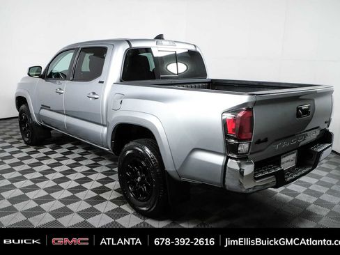 Used 2022 Toyota Tacoma SR5 AWD/4WD image 26
