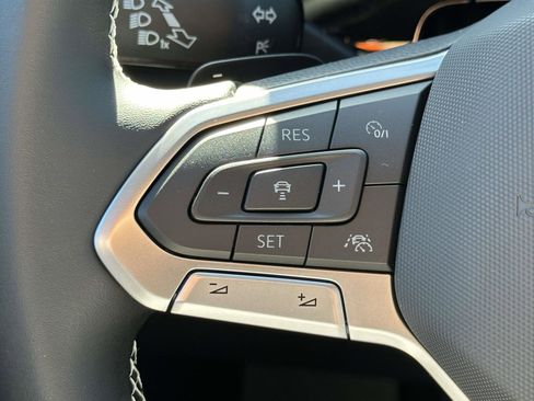 New 2026 Volkswagen Atlas Cross Sport SE image 21