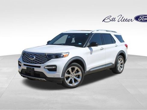 Certified 2020 Ford Explorer Platinum w/ Premium Technology Package AWD/4WD image 1