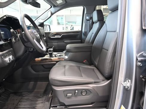 New 2026 GMC Sierra 1500 Elevation w/ Elevation Premium Package AWD/4WD image 12