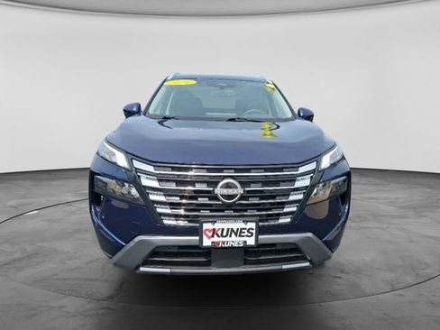 Used 2026 Nissan Rogue SL AWD/4WD image 13