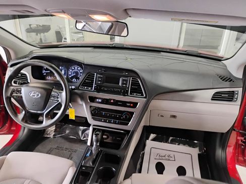 Used 2017 Hyundai Sonata SE image 60