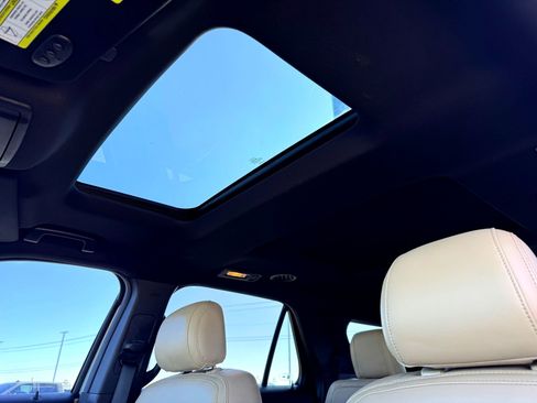 Used 2017 Ford Explorer Limited w/ Equipment Group 301A image 14