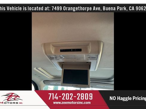 Used 2013 Cadillac Escalade Premium AWD/4WD image 35