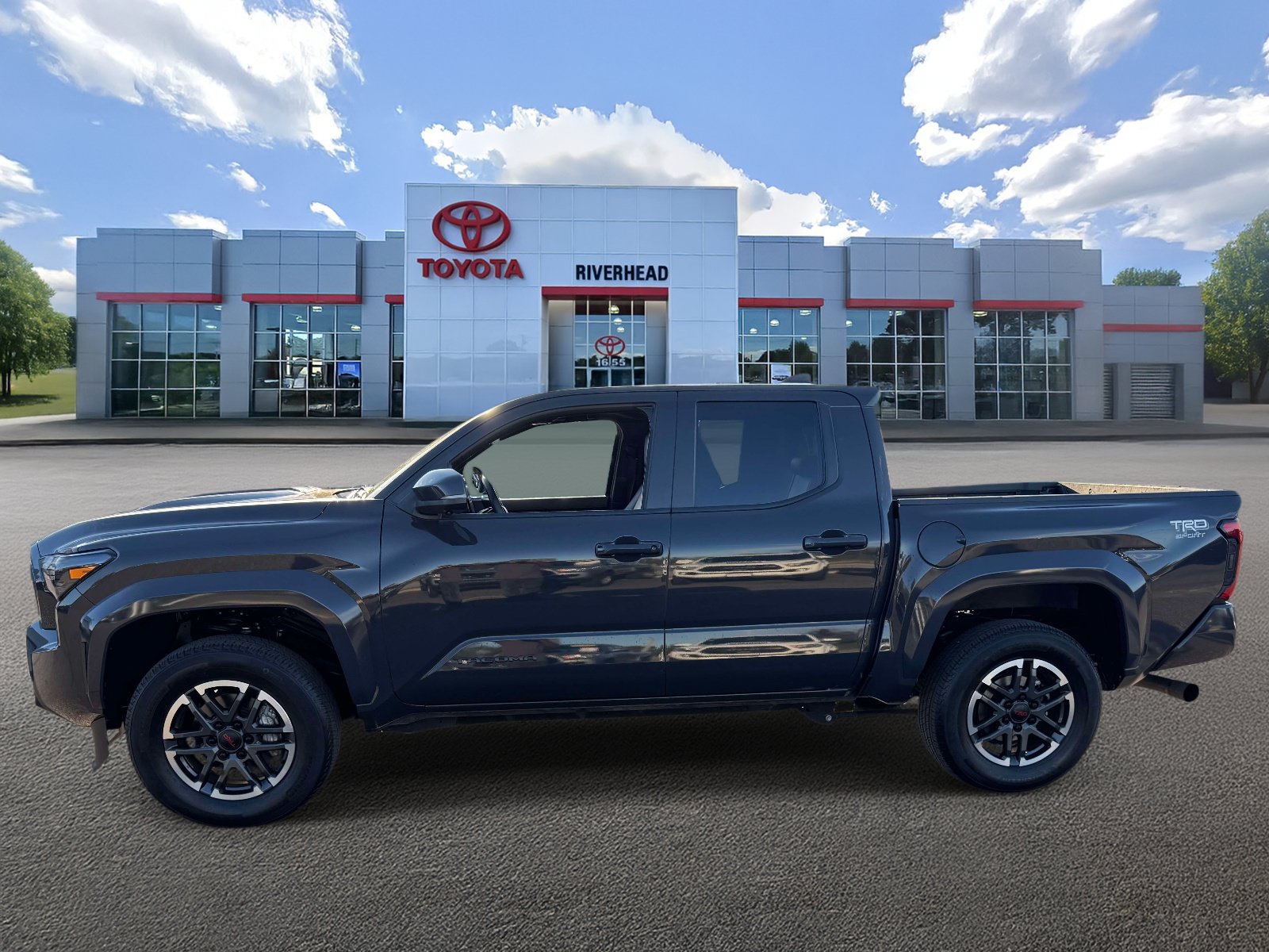 Certified 2024 Toyota Tacoma TRD Sport w/ TRD Sport Premium Package AWD/4WD image 5