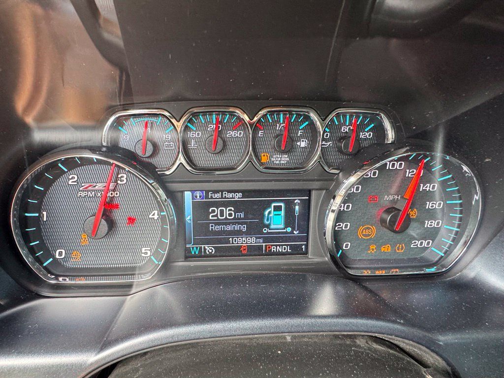 Used 2019 GMC Sierra 2500 SLT w/ All Terrain HD Package AWD/4WD image 27