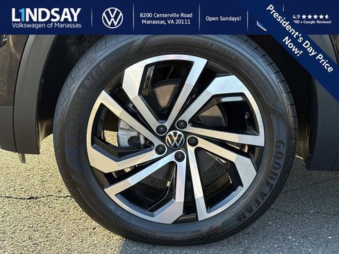 Used 2023 Volkswagen Atlas SEL image 7