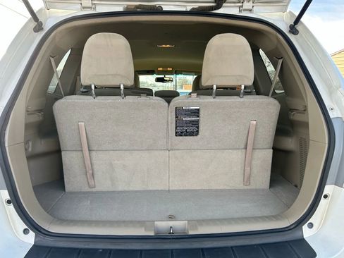 Used 2011 Toyota Highlander 2WD w/ Tech Pkg image 18