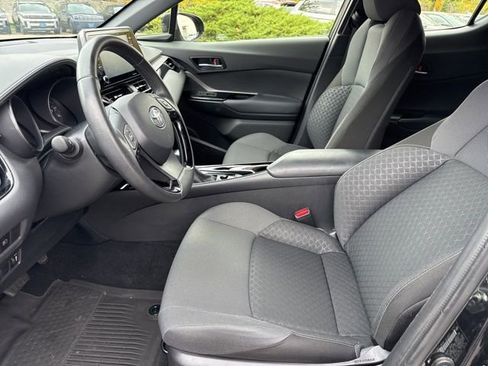 Used 2022 Toyota C-HR Nightshade image 19