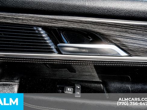 Used 2024 Jeep Wagoneer Series II w/ Flexible Seating Group image 54