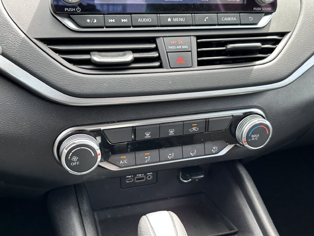 Used 2025 Nissan Altima 2.5 S FWD image 27