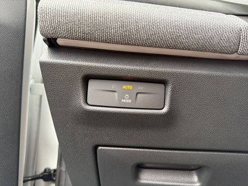 New 2026 Volkswagen Tiguan S image 15