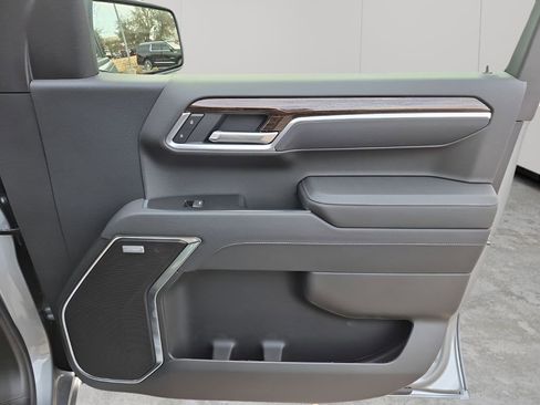 New 2026 GMC Sierra 1500 Elevation image 13
