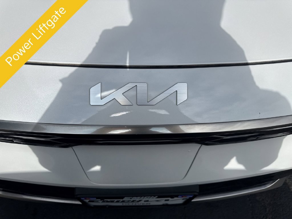 Certified 2024 Kia Niro Wave w/ Wave Preserve Package FWD image 19