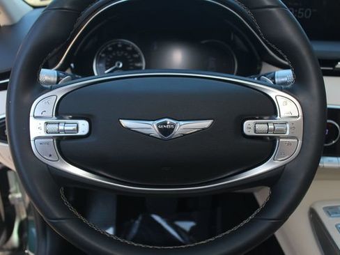 Used 2022 Genesis GV70 2.5T w/ Select Package image 18