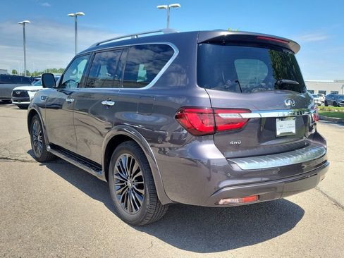 Used 2023 INFINITI QX80 Sensory w/ Cargo Package AWD/4WD image 3