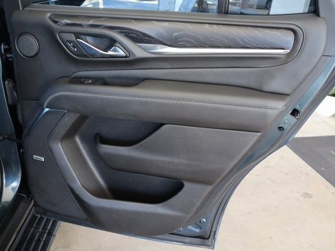 Used 2021 GMC Yukon Denali w/ Denali Premium Package image 52