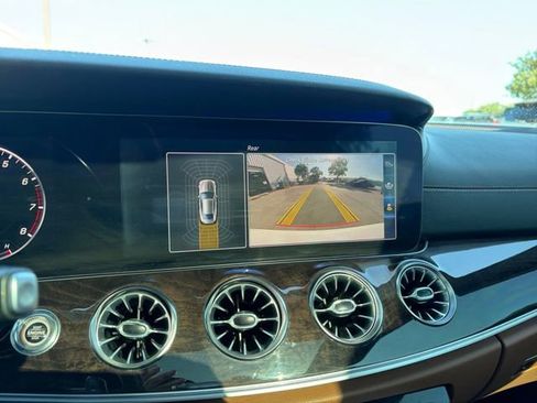 Used 2018 Mercedes-Benz E 400 Coupe image 10