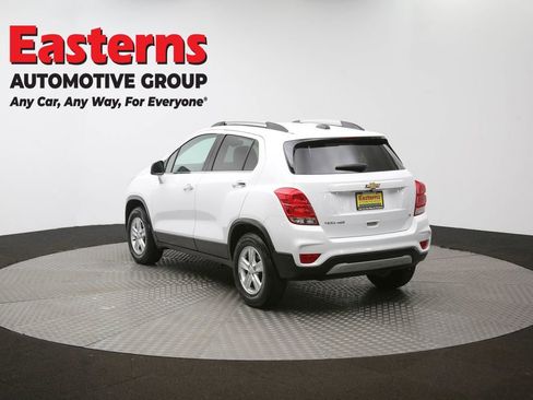 Used 2020 Chevrolet Trax LT w/ LT Convenience Package image 63