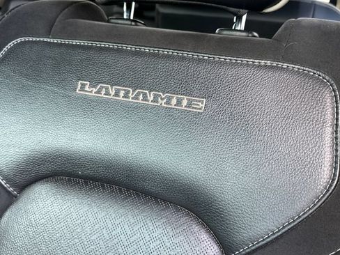 Used 2021 RAM 1500 Laramie AWD/4WD image 12
