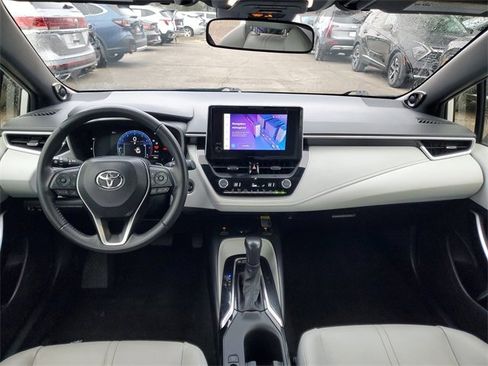 Used 2023 Toyota Corolla XSE image 27