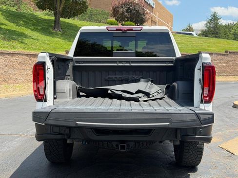 Used 2024 GMC Sierra 1500 AT4X w/ AT4X AEV Edition AWD/4WD image 4