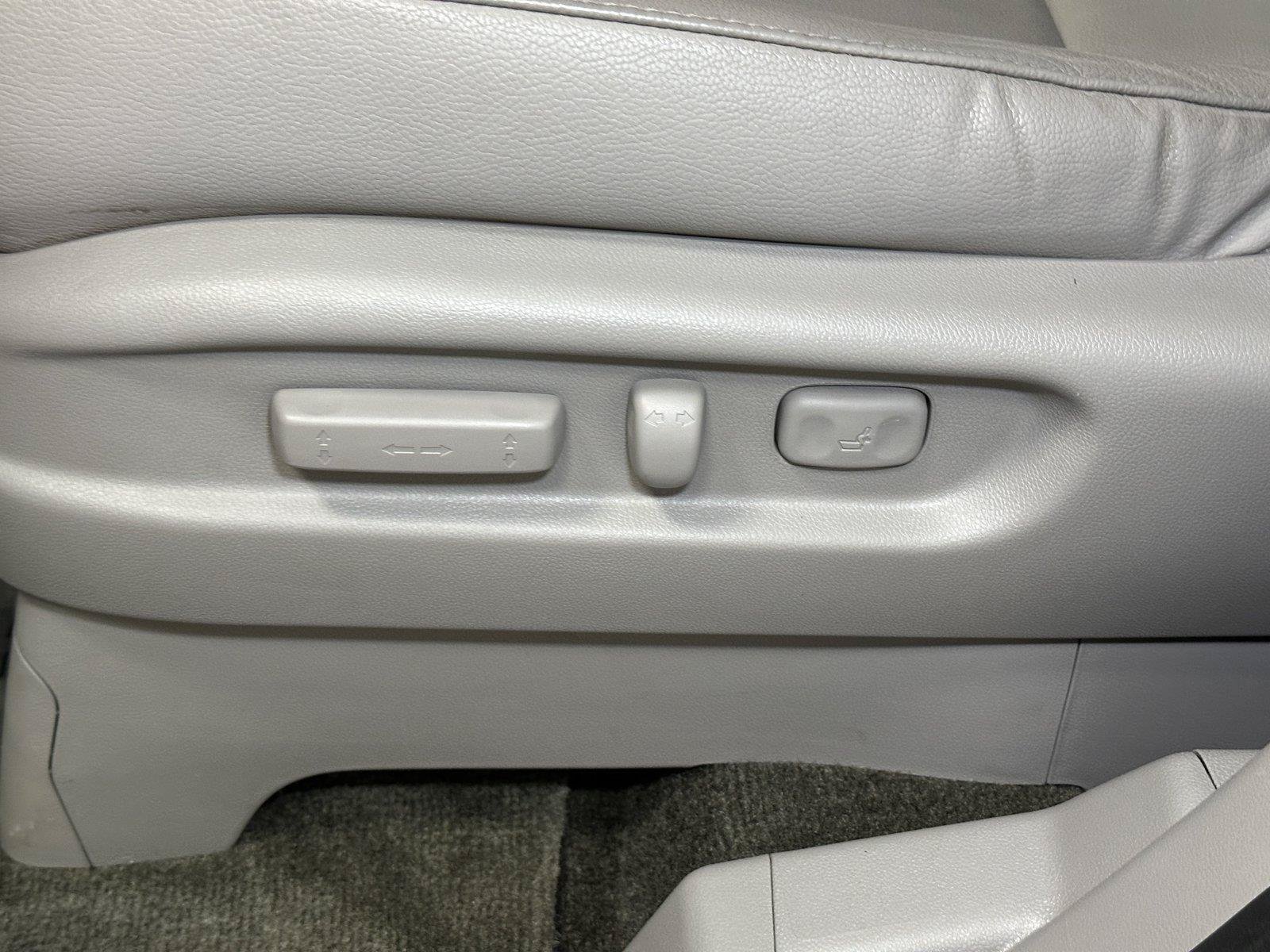 Used 2014 Honda Odyssey EX-L image 23