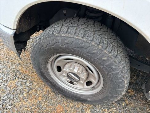 Certified 2023 Ford F250 XL w/ XL Chrome Package image 7