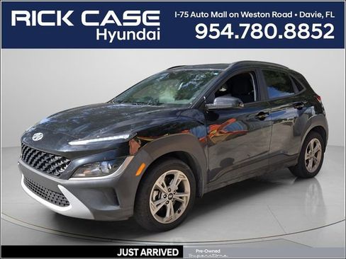 Used 2023 Hyundai Kona SEL image 1