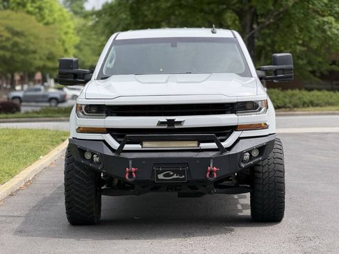 Used 2017 Chevrolet Silverado 1500 LT w/ True North Edition AWD/4WD image 5