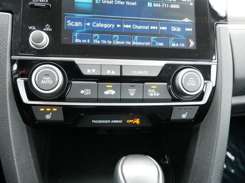 Certified 2021 Honda Civic EX image 23