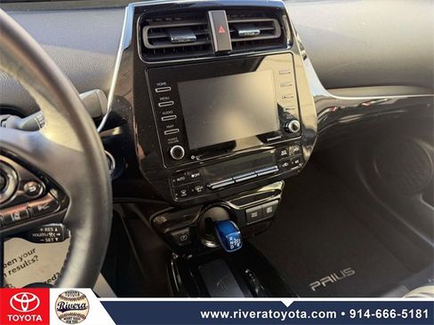 Used 2021 Toyota Prius XLE image 20