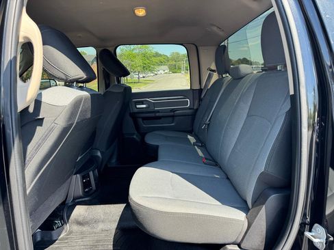 Used 2020 RAM 2500 Big Horn image 18
