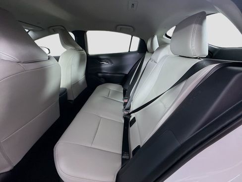 New 2026 Toyota Prius XLE image 15